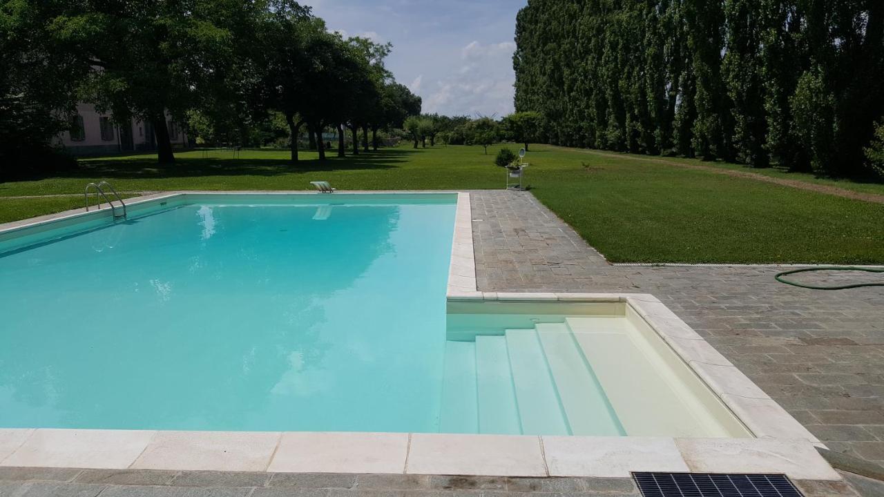 B&B La Cascina Grossa อาเลสซานเดรีย ภายนอก รูปภาพ
